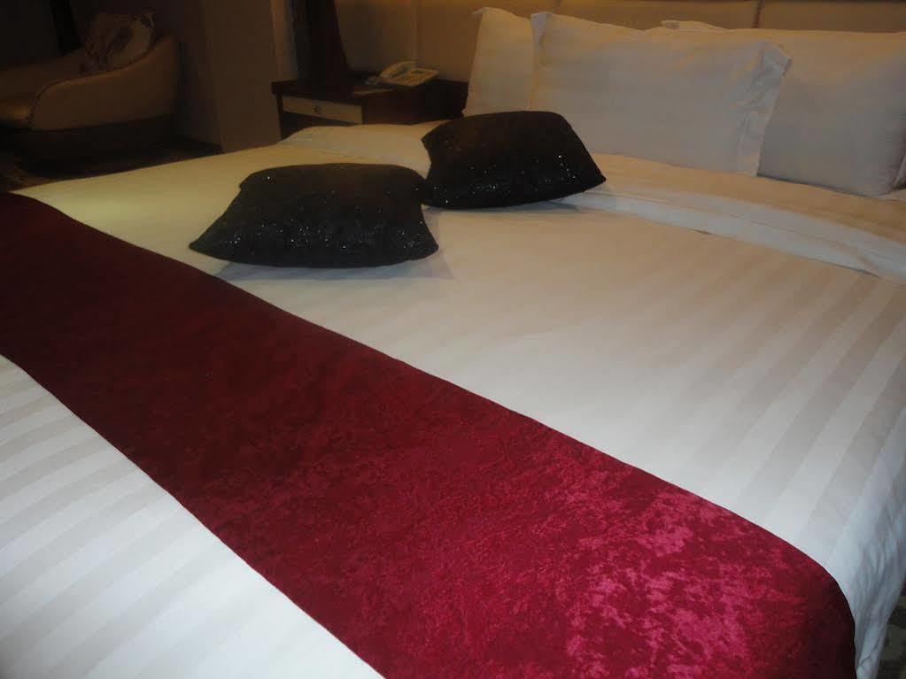 Imperial Suites Hotel Manáma Exteriér fotografie